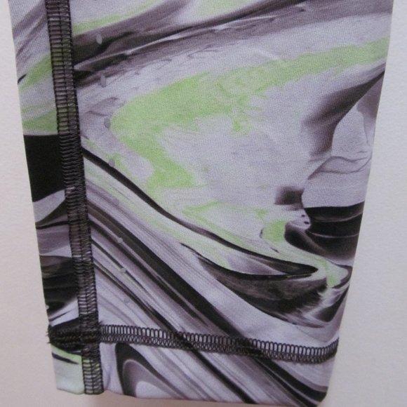 LULULEMON Swift Speed High Rise Tight 28" Paint Glide Warp Size 10 NWT - Picture 13 of 16